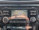 Used 2017 Nissan Rogue SV image 3