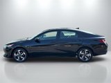 Used 2023 Hyundai Elantra SEL w/ Convenience Package image 4