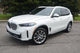 Used 2024 BMW X5 xDrive50e image 3