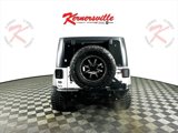 Used 2017 Jeep Wrangler Unlimited Rubicon w/ Connectivity Group image 6