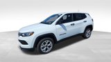 New 2025 Jeep Compass Sport image 4