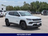 New 2025 Jeep Compass Latitude image 3