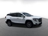 Used 2023 GMC Terrain SLT image 2