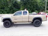 Used 2017 Toyota Tacoma TRD Off-Road image 6