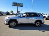 Used 2022 Toyota RAV4 XLE Premium image 4