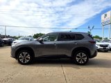 Used 2023 Nissan Rogue SV image 4