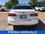 Used 2022 Toyota Camry LE image 4