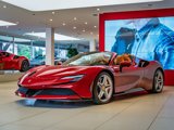 Used 2023 Ferrari SF90 Spider image 4