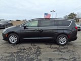 Used 2022 Chrysler Voyager LX image 4