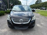 Used 2011 Volkswagen Routan SE image 5