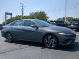 Used 2024 Hyundai Elantra SEL w/ Convenience Package image 2