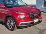 Certified 2024 Hyundai Venue SEL image 3