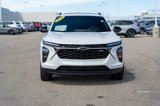 Used 2024 Chevrolet Trax RS w/ Sunroof Package image 2