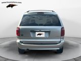 Used 2007 Chrysler Town & Country Touring image 4