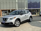 Used 2020 Nissan Kicks S image 2