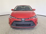 Used 2021 Toyota Corolla LE image 3