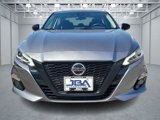 Used 2022 Nissan Altima 2.5 SR w/ Midnight Edition Package image 2