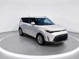 Used 2023 Kia Soul LX w/ LX Technology Package image 2