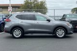 Used 2019 Nissan Rogue SV image 3