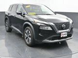 Used 2021 Nissan Rogue SV image 2