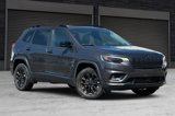 Used 2023 Jeep Cherokee Altitude Lux image 2