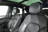Used 2022 Porsche Macan image 5
