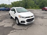 Used 2022 Chevrolet Trax LT w/ LT Convenience Package image 3