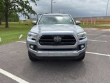Used 2018 Toyota Tacoma SR5 image 2