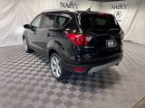 Used 2019 Ford Escape Titanium image 3