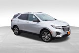 Used 2022 Chevrolet Equinox Premier image 2