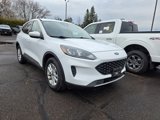 Used 2020 Ford Escape SE image 2