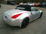 Used 2009 Nissan 350Z Touring image 6