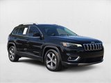 Used 2019 Jeep Cherokee Limited w/ Luxury Group image 3