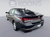 Used 2022 Hyundai Elantra SE w/ Cargo Package image 4