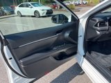 Used 2021 Toyota Camry SE image 5