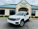 Used 2017 Volkswagen Tiguan Limited w/ Premium Package image 2