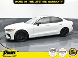 Used 2019 Volvo S60 T6 R-Design image 3