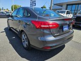 Used 2018 Ford Focus SE w/ SE Appearance Package image 3