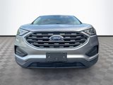 Used 2020 Ford Edge SE image 2