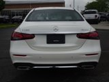 Used 2022 Mercedes-Benz E 350 4MATIC Sedan image 4