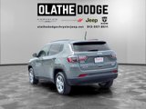 Used 2024 Jeep Compass Latitude image 3