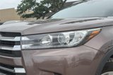 Used 2017 Toyota Highlander Limited image 3