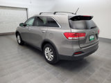 Used 2016 Kia Sorento LX image 5