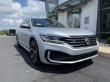 Certified 2020 Volkswagen Passat 2.0T R-Line image 2