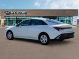 New 2025 Hyundai Elantra SE image 4