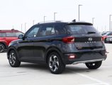 Used 2021 Hyundai Venue SEL w/ Premium Package image 3