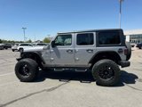 Used 2019 Jeep Wrangler Unlimited Sahara image 2