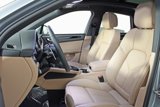 Used 2025 Porsche Macan image 5