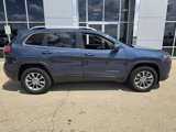 Used 2021 Jeep Cherokee Latitude Lux w/ Comfort/Convenience Group image 2