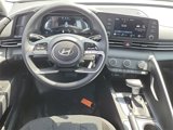 New 2025 Hyundai Elantra SE image 3